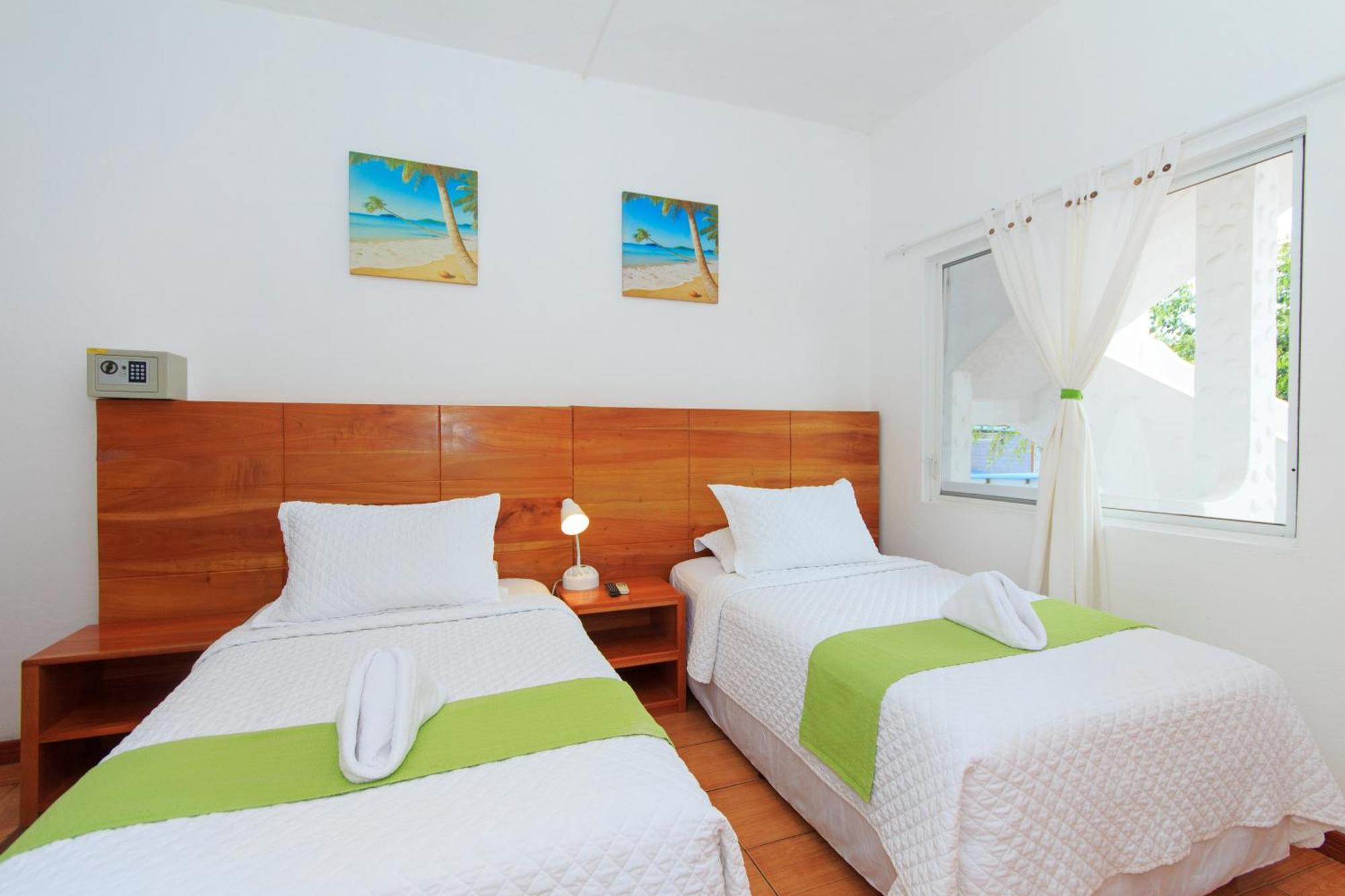 Hotel La Casa De Judy Puerto Ayora  Eksteriør billede