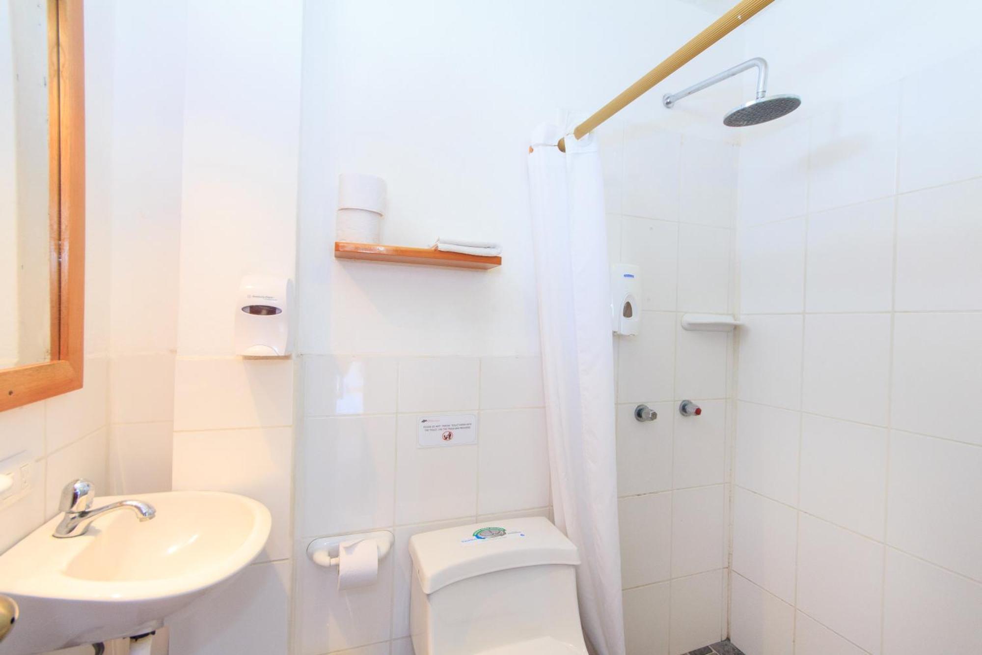 Hotel La Casa De Judy Puerto Ayora  Eksteriør billede
