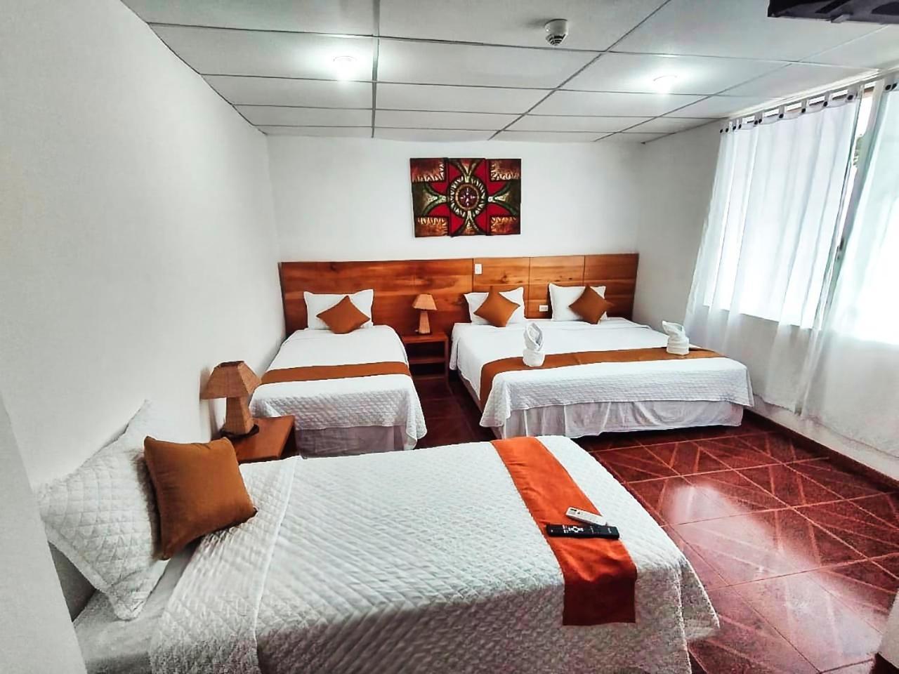 Hotel La Casa De Judy Puerto Ayora  Eksteriør billede