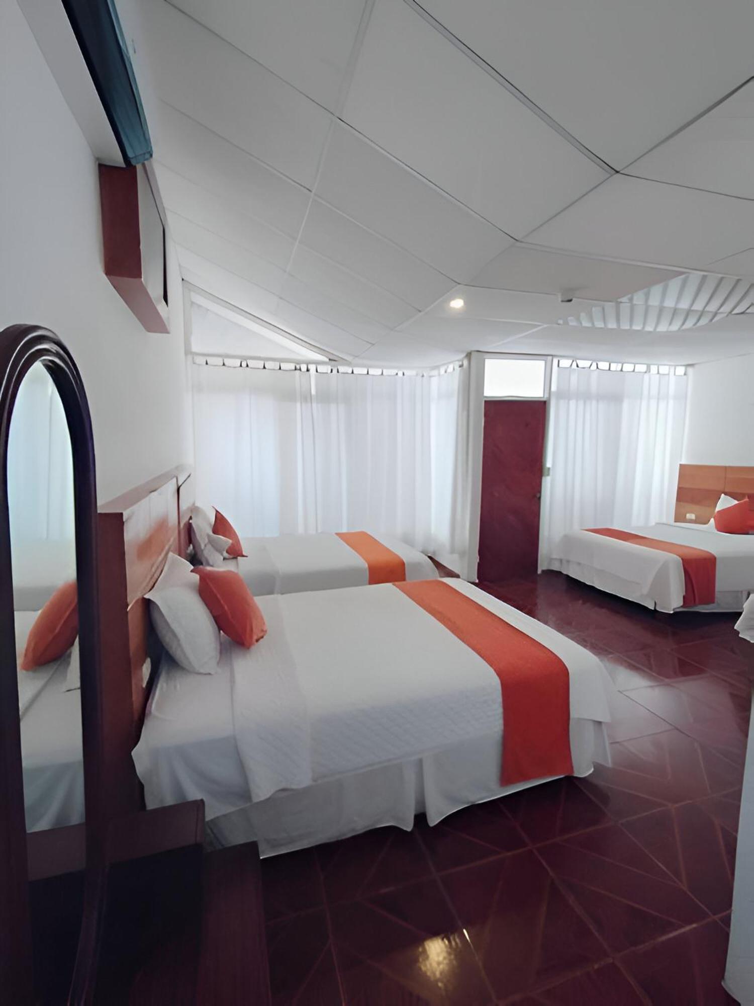 Hotel La Casa De Judy Puerto Ayora  Eksteriør billede
