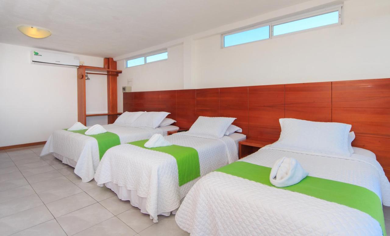 Hotel La Casa De Judy Puerto Ayora  Eksteriør billede